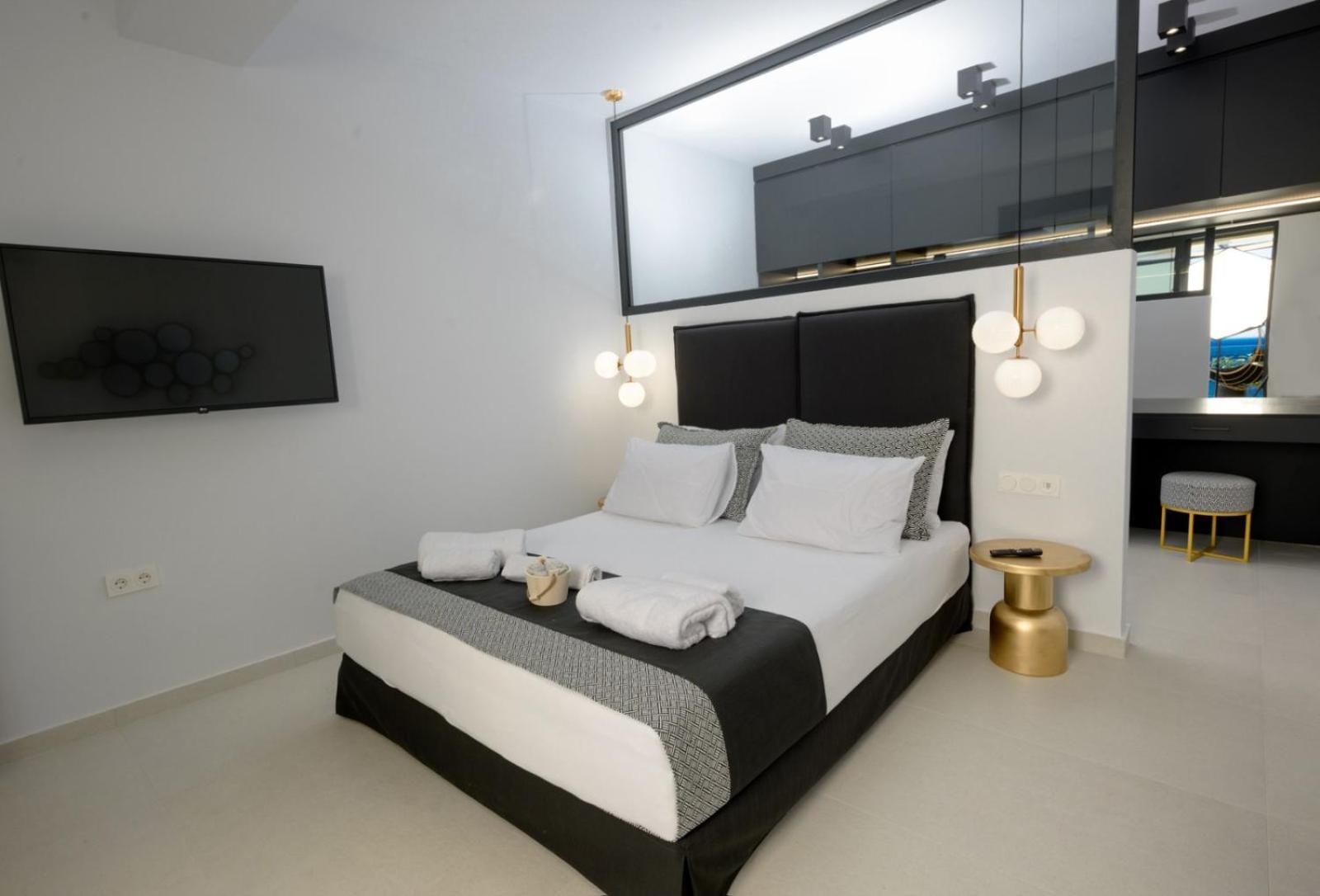 Irini Design Apartments Plomari Esterno foto