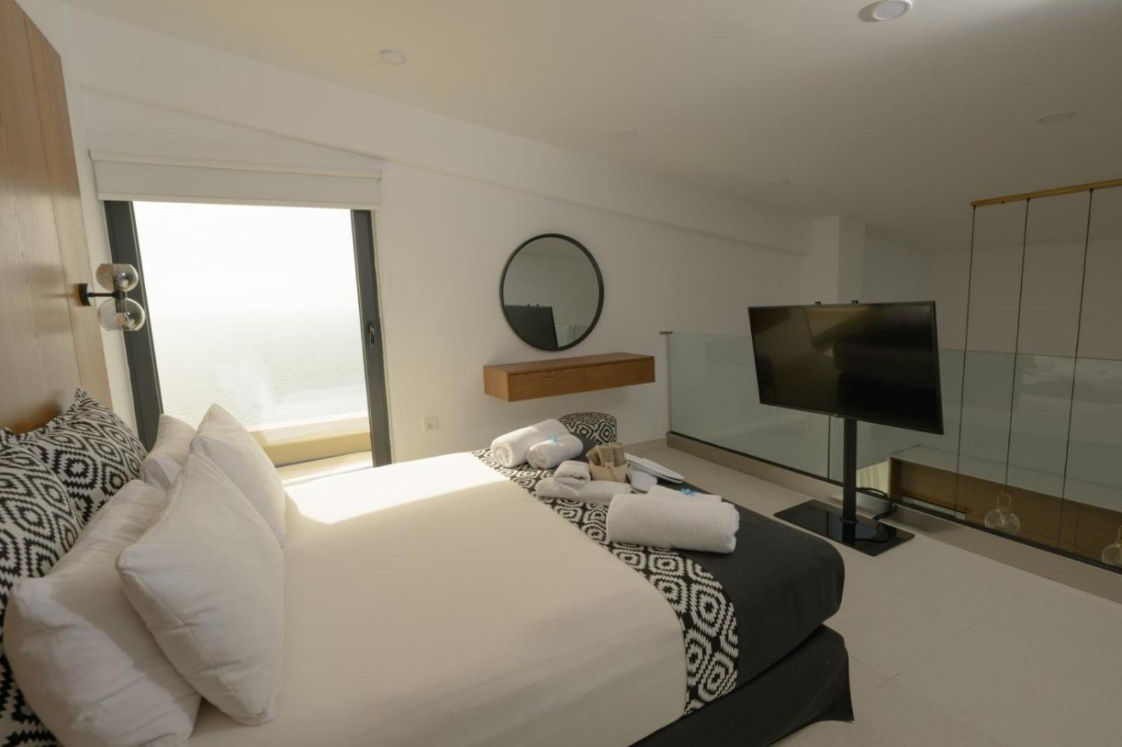 Irini Design Apartments Plomari Esterno foto